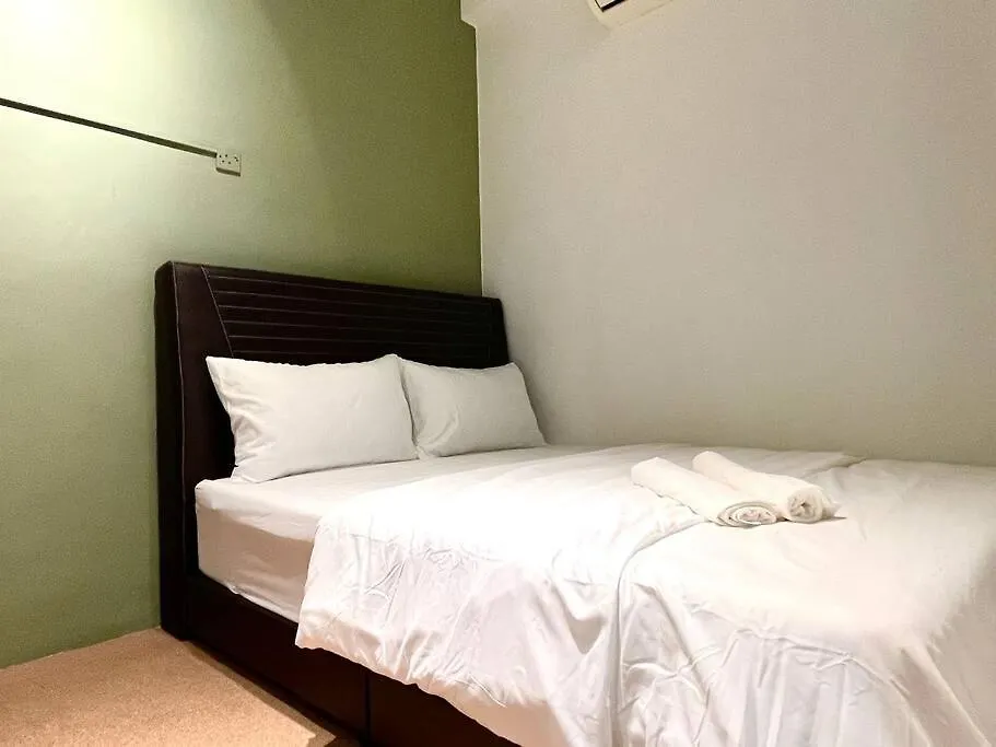 דירה Malacca City Center Bliss: Steps From Attractions! מלזיה