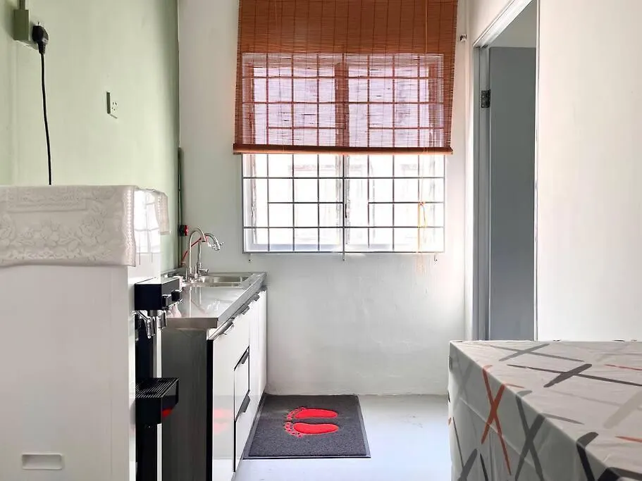 Malacca City Center Bliss: Steps From Attractions! 0*,  מלזיה